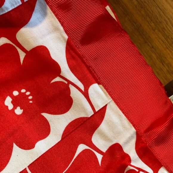 Mario Serrani skirt, red wht floral print, box pleat swing style, EUC ,Italian - Picture 9 of 16